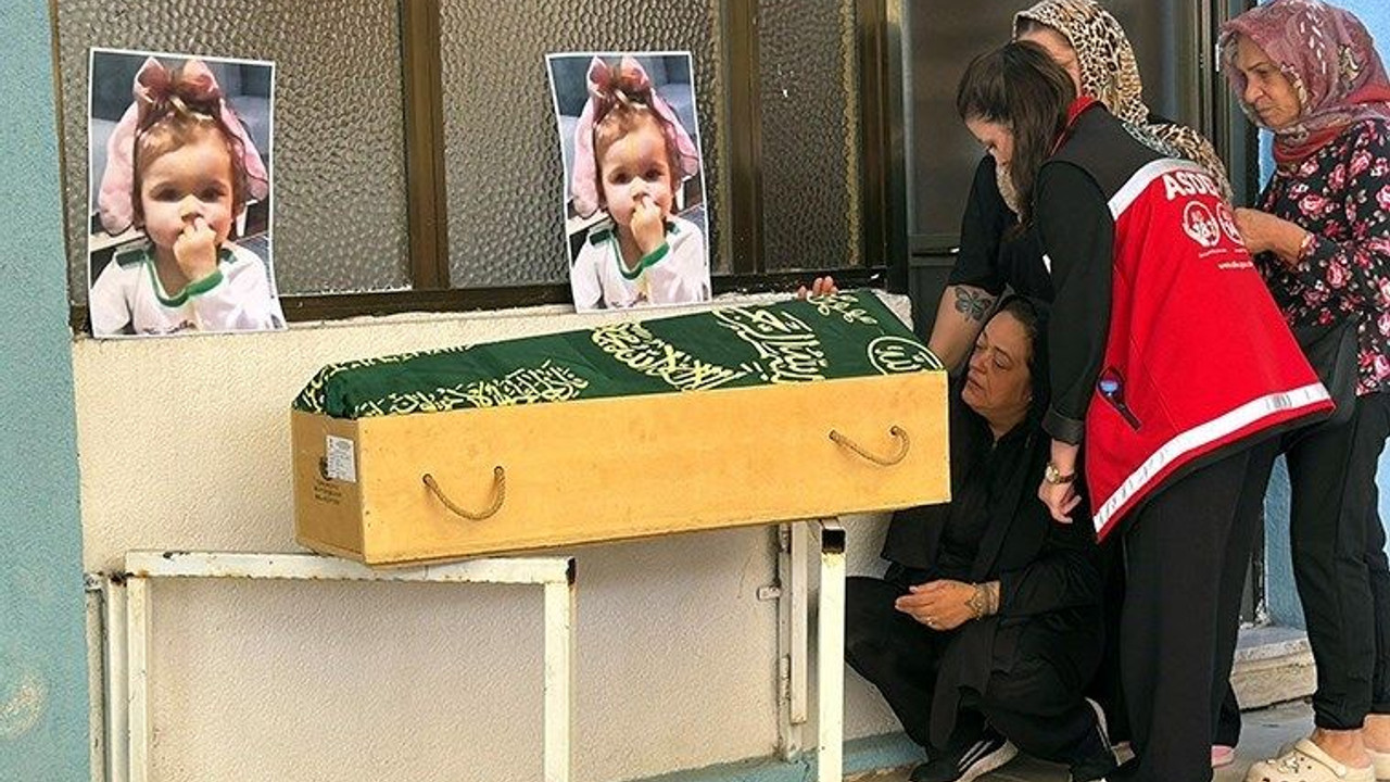 Sıla bebek son yolculuğuna uğurlandı