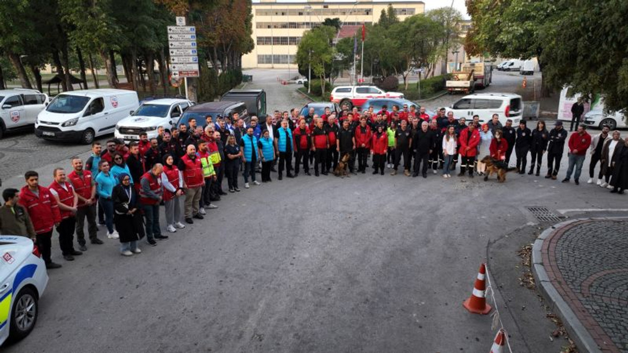 Kocaeli’den Söğüt’e afet tatbikatı konvoyu yola çıktı