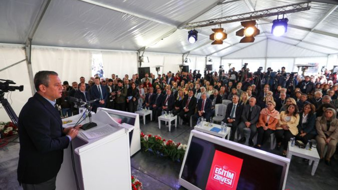 "Özgür Özel: Eğitimde Ticarileşme Sorununa Çözüm Bulmalıyız"