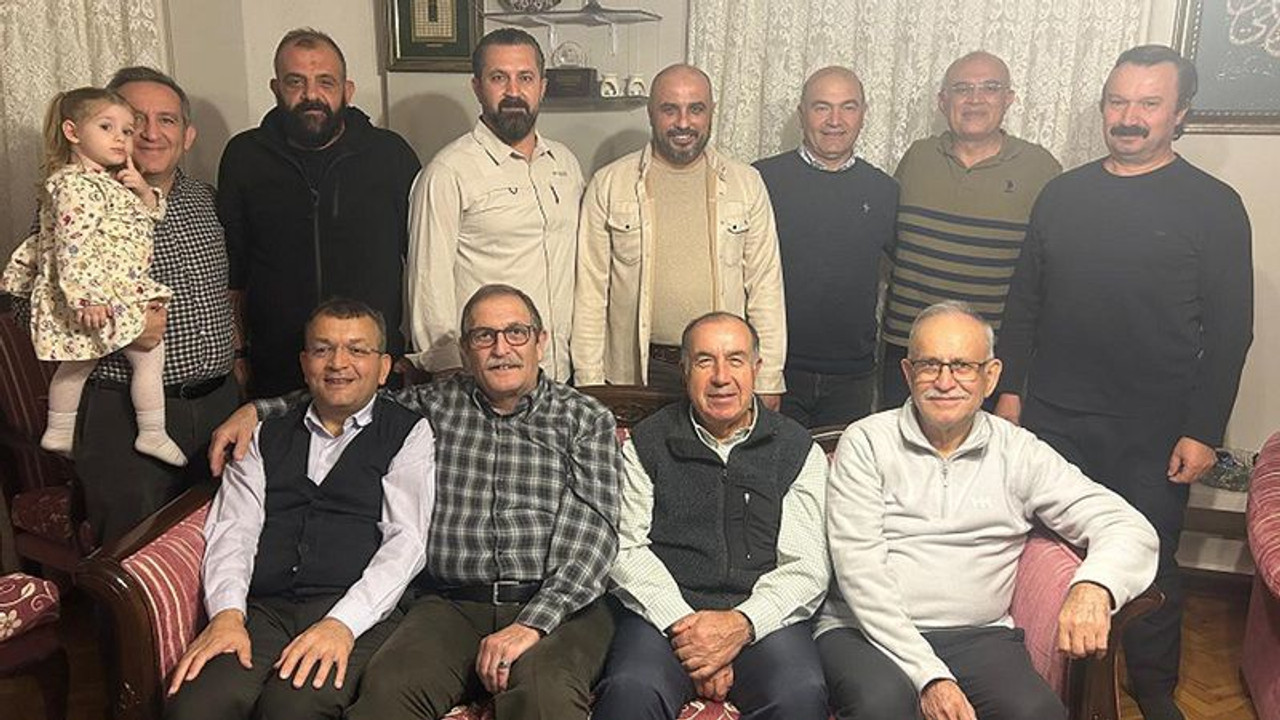 Akça Kocalılar, Okyar’a geçmiş olsuna gittiler