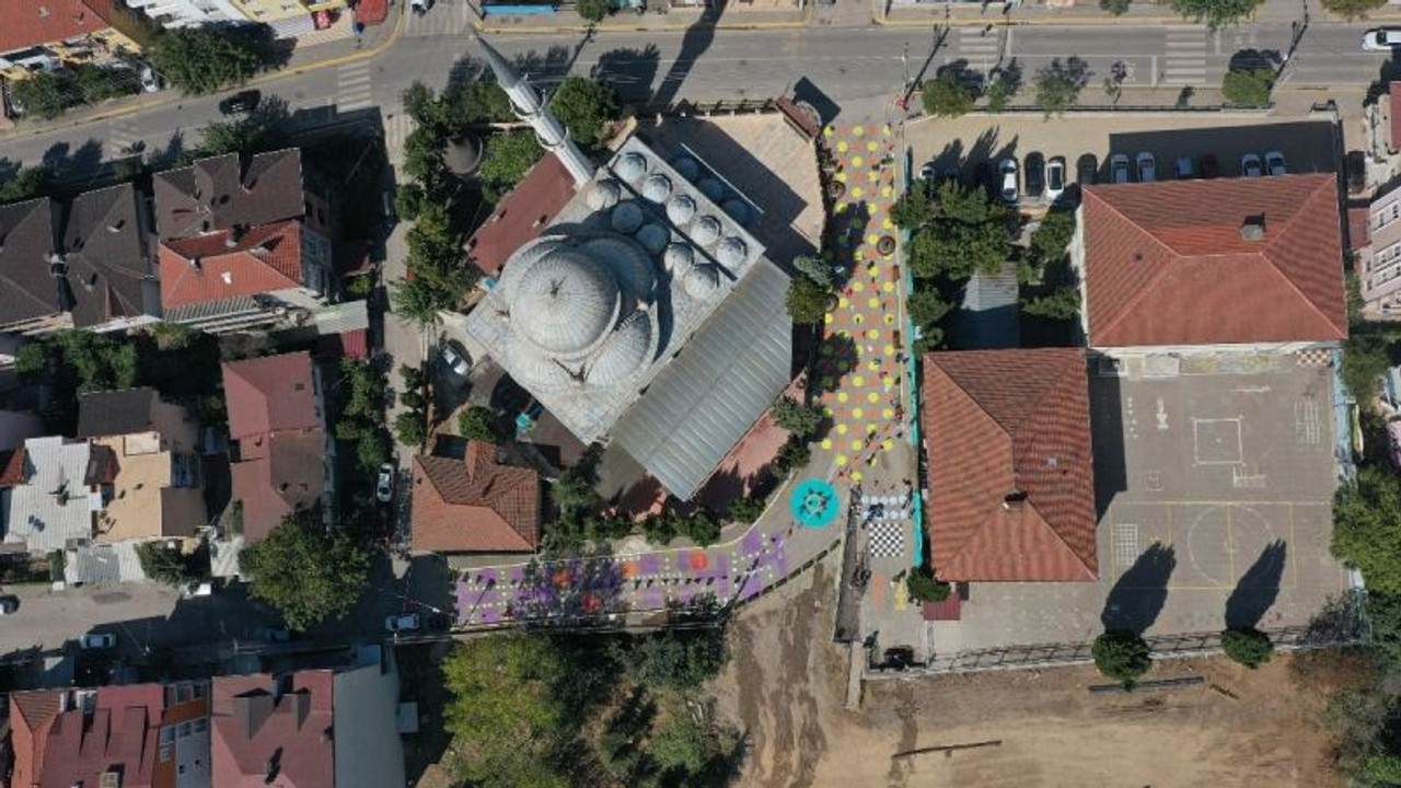 Kent sokakları yaya ve çocuk dostu alanlara dönüşüyor