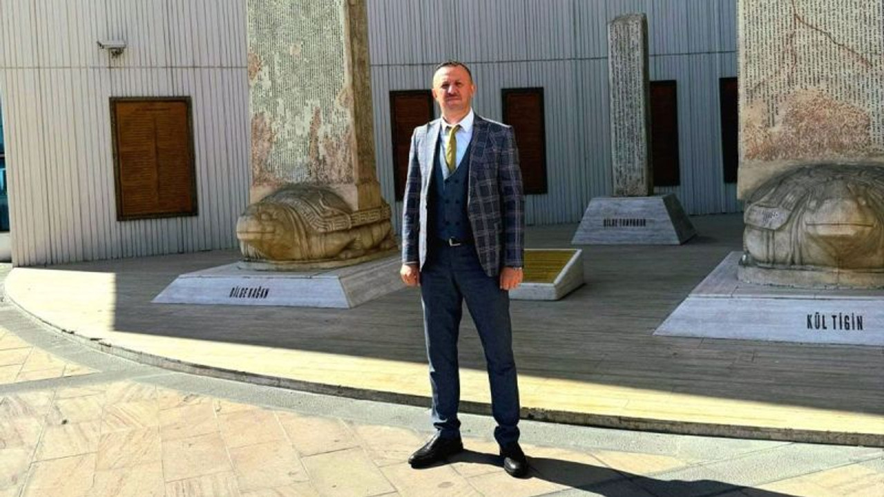 MHP’li isim Bahçeli’ye destek vermeyenlere yüklendi