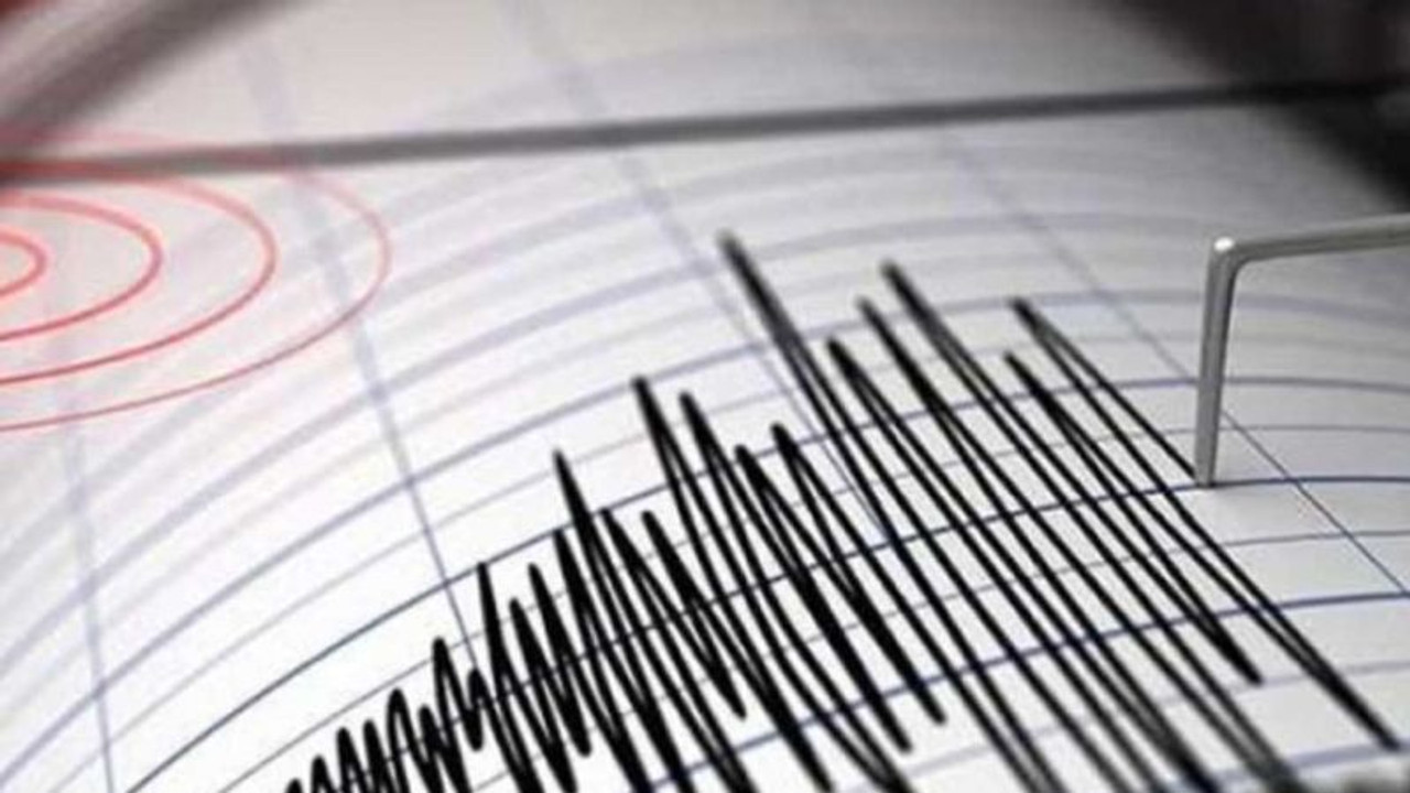 Son dakika Ege Denizi'nde korkutan deprem