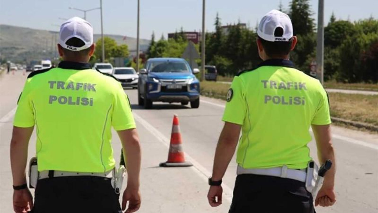 Kırmızı ışıkta geçenler dikkat! Trafik cezalarına zam geldi...