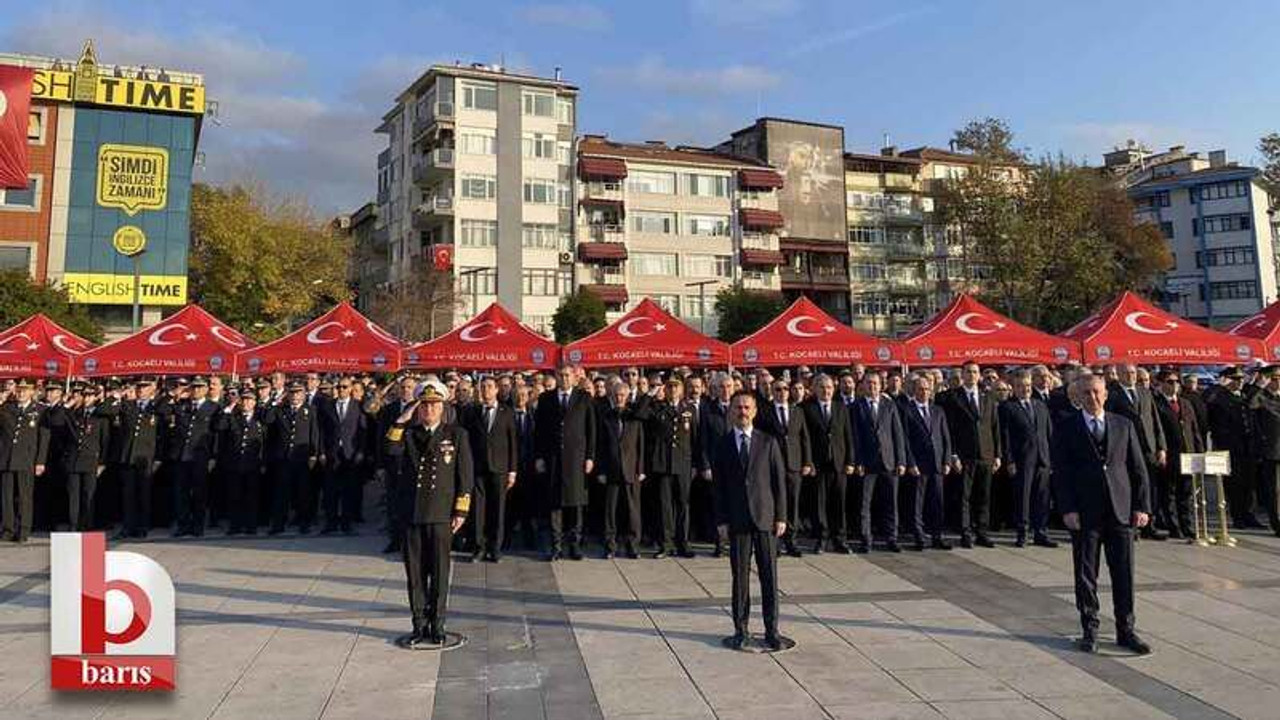 Kocaeli’de kent protokolü Ulu Önder’i andı