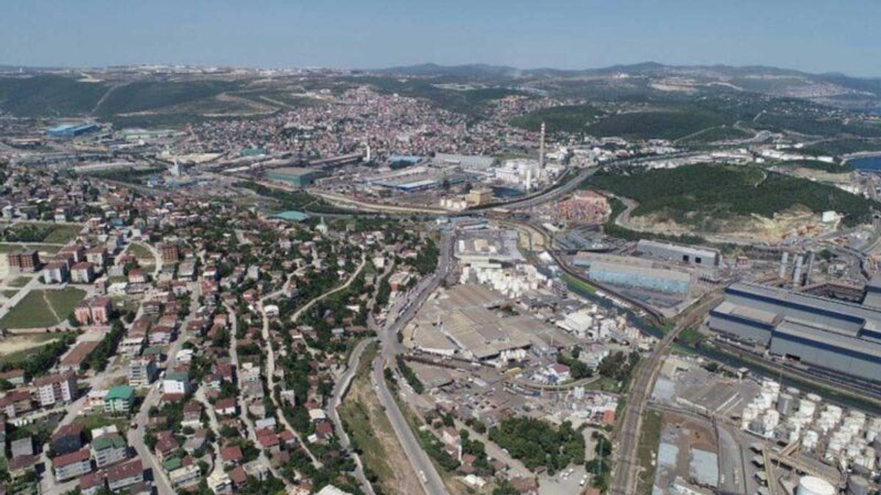 CHP’li başkandan Dilovası’na “Kaybolan yıllar” şarkısı
