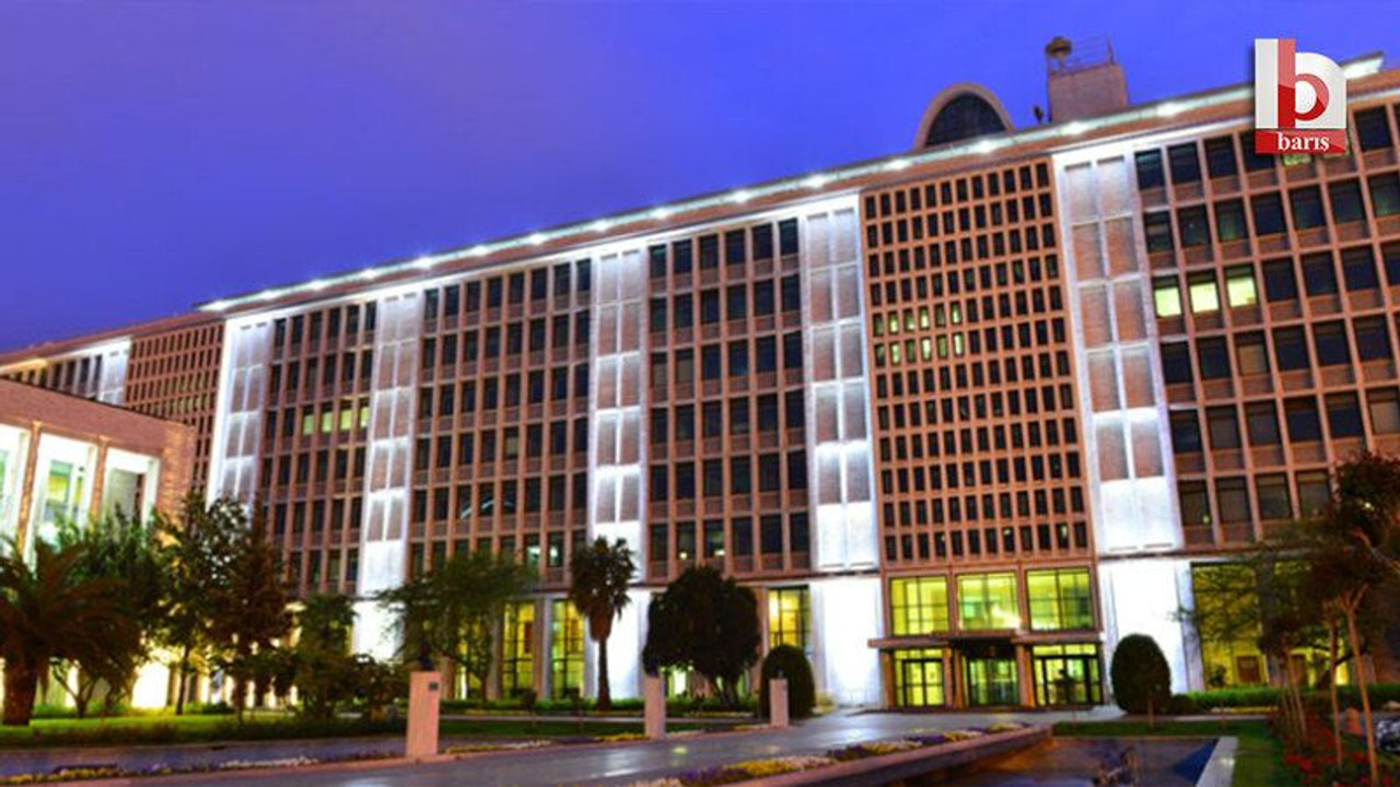 Parasını alamayan özel halk otobüsü sahipleri araçlarını İBB önüne bırakacak