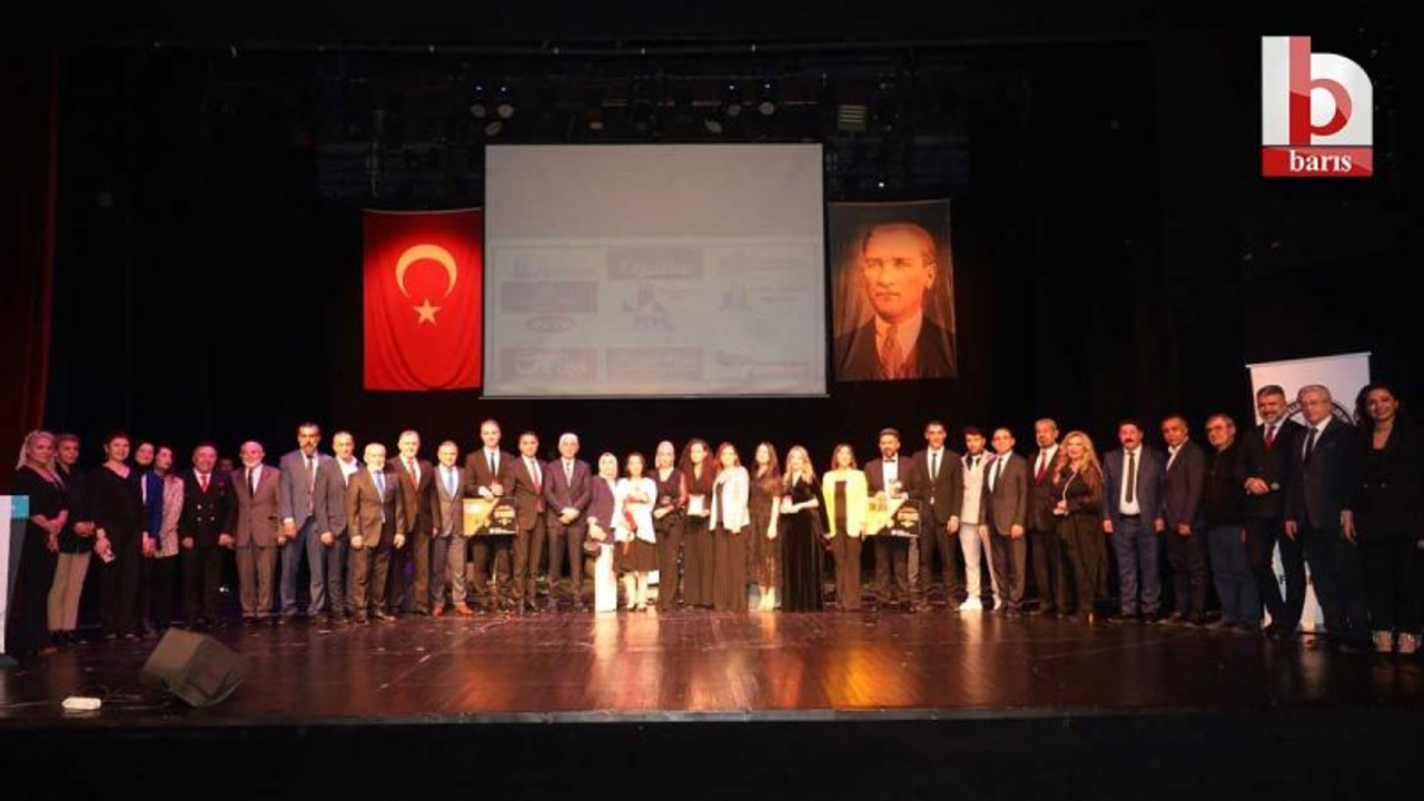 Kocaeli’de ödüllü Türk halk müziği ses yarışması finali gerçekleşti