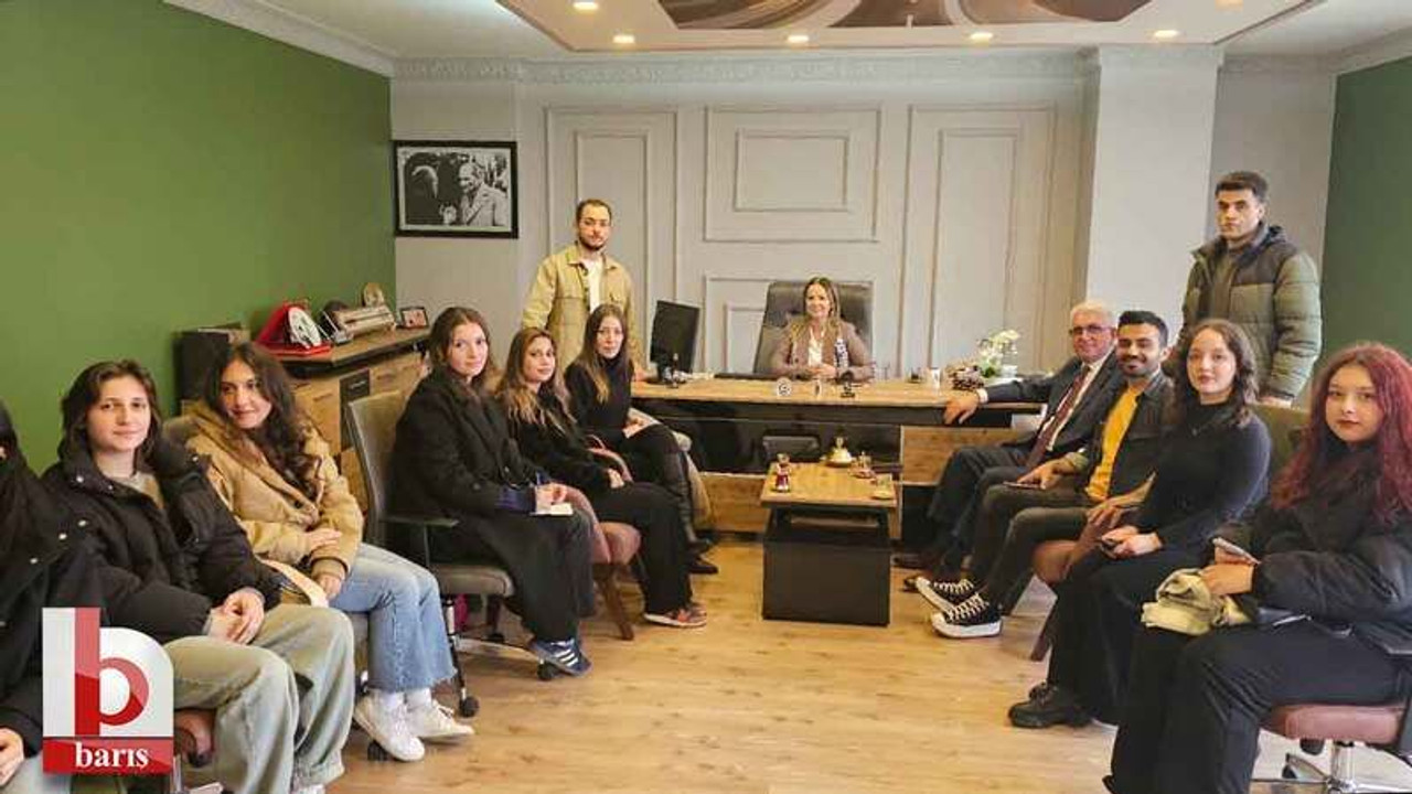 KOÜ öğrencilerinden gazetemize ziyaret