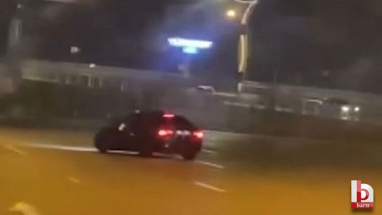 Kocaeli'de iki kişi drift atarken polise yakalandı