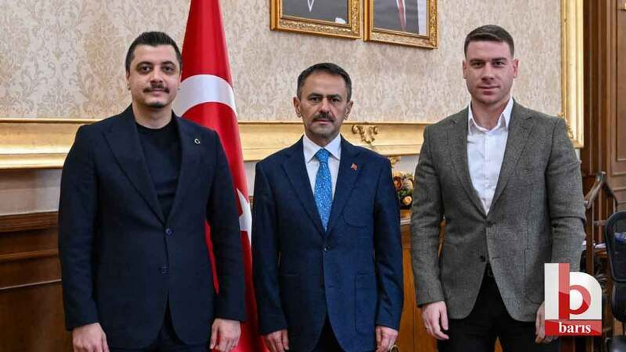 AKP’li gençler Vali Aktaş’a gitti