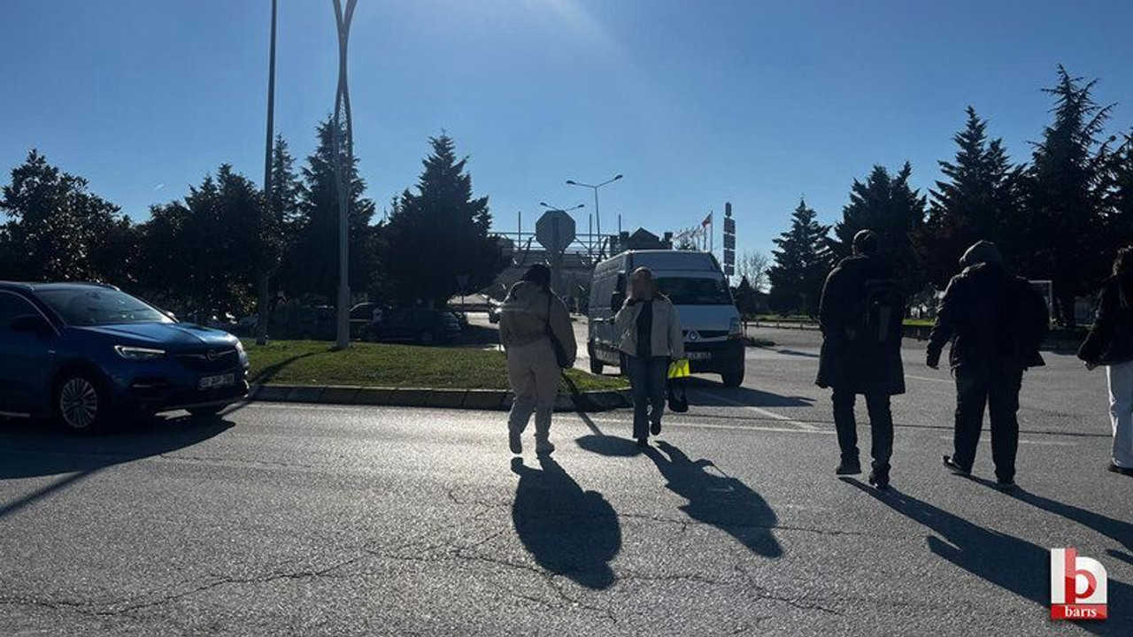 Kocaeli Üniversite öğrencilerinin tehlikeli yolu!