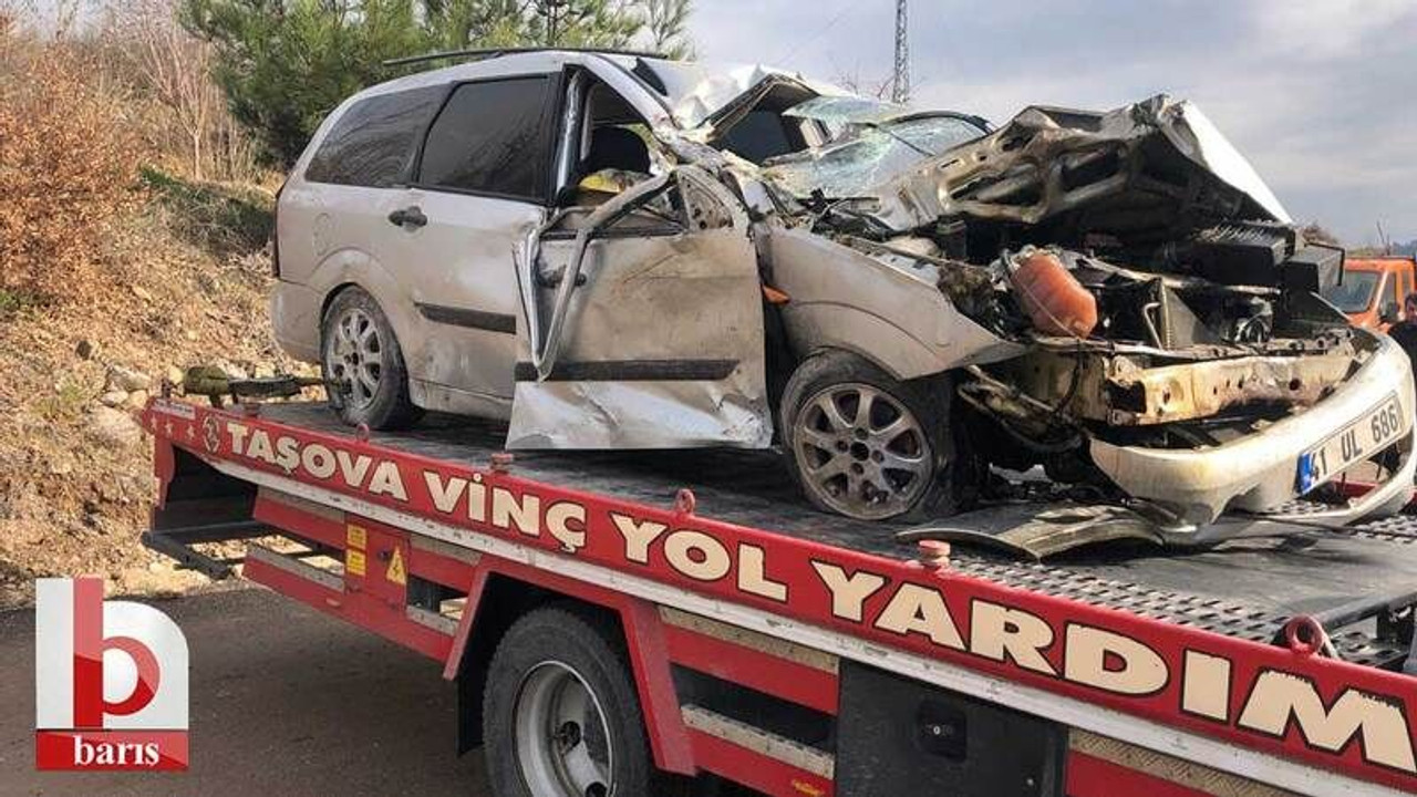 Kocaeli’ye geliyorlardı, araç takla attı: Yaralılar var
