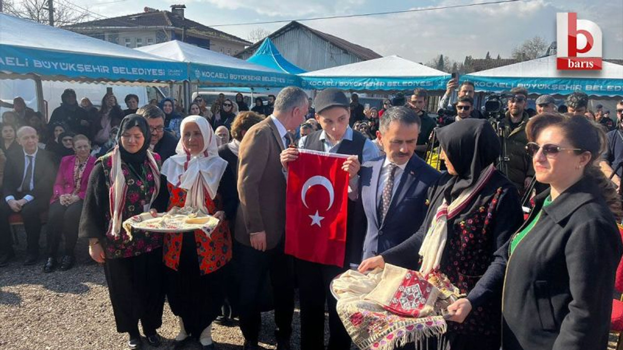 Askere gidecek gence Büyükakın’dan kaz ciğeri ikramı