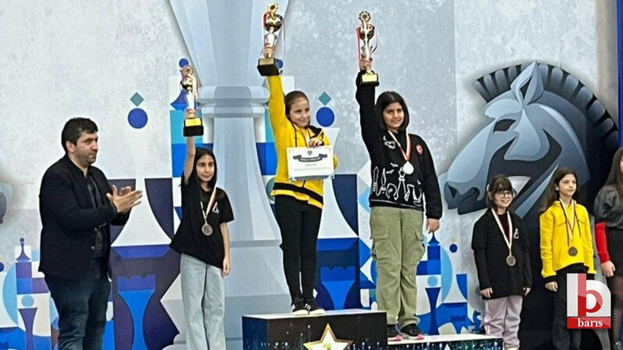 Kocaeli'de yaşayan Beren Çetin Türkiye şampiyonu oldu