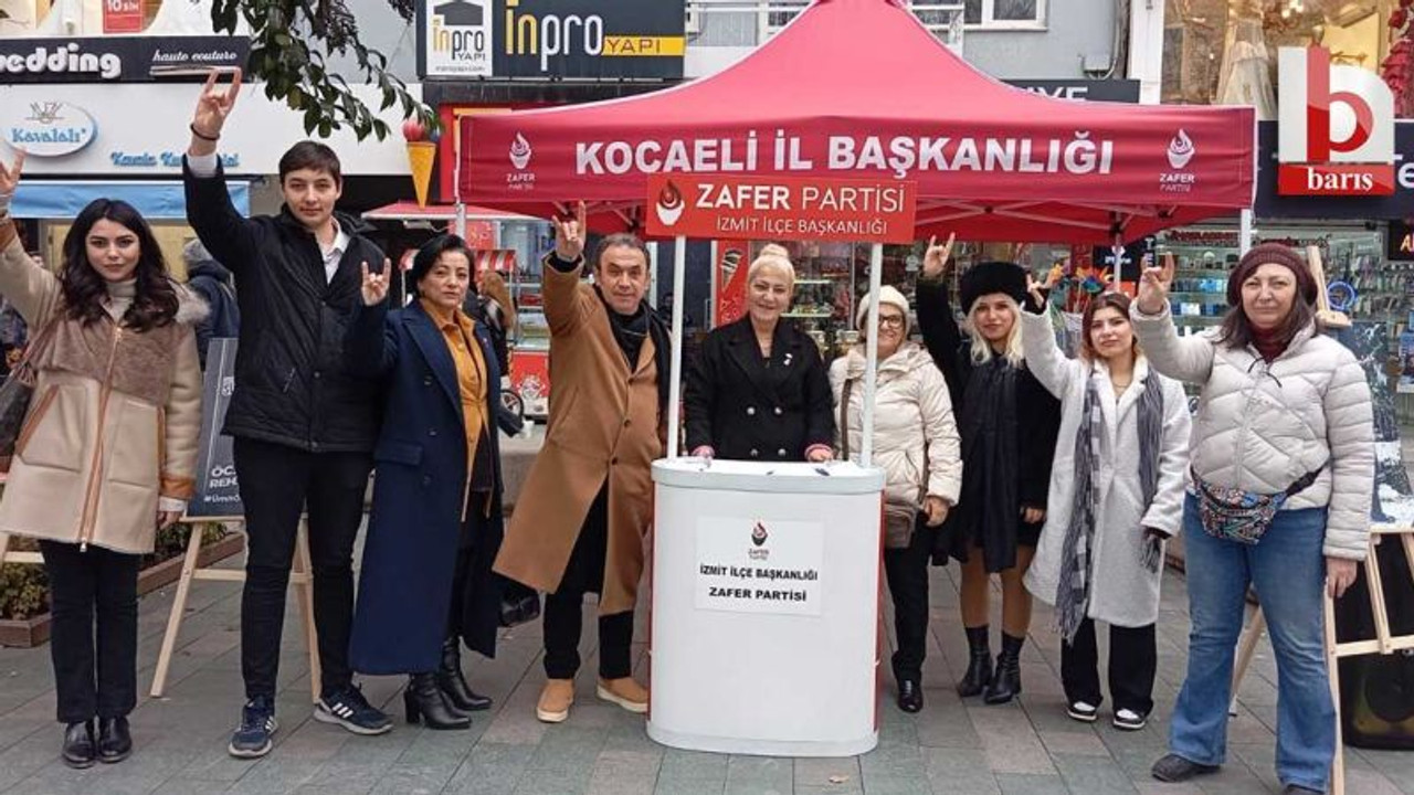 Zafer Partisi İzmit, Özdağ için imza kampanyası başlattı