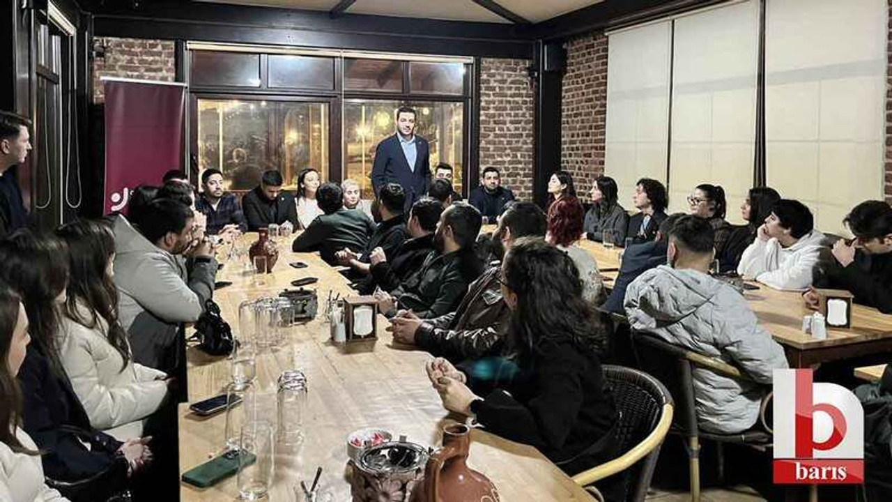CHP’de gençlerin Genel Başkanı Başiskele’de gençlerle buluştu