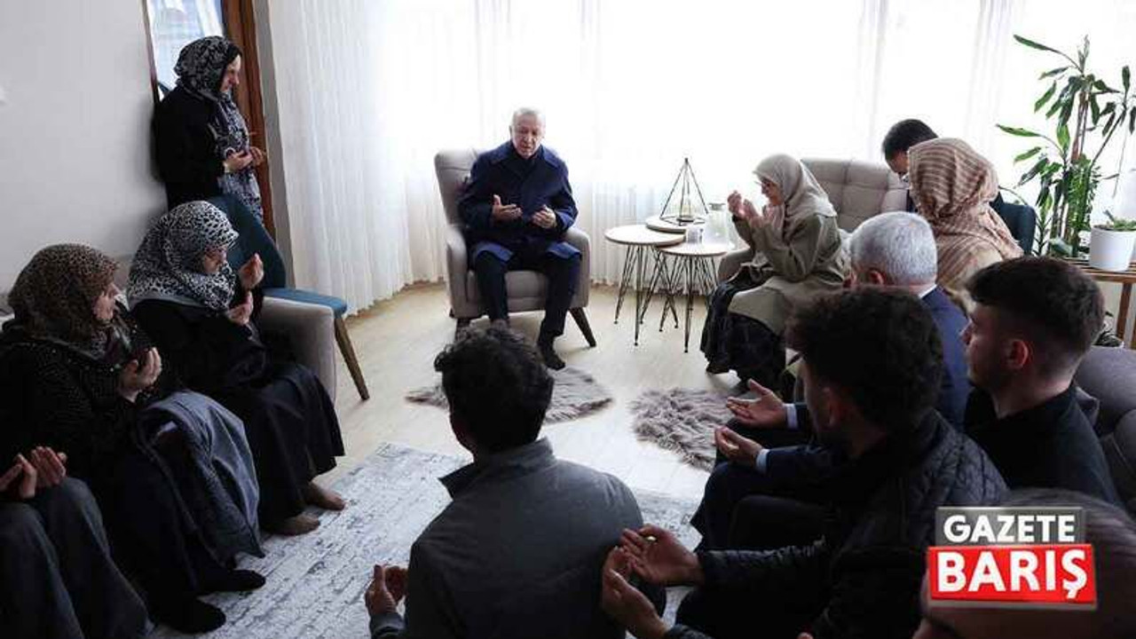 Cumhurbaşkanı Erdoğan Abiş’in evinde dualar etti