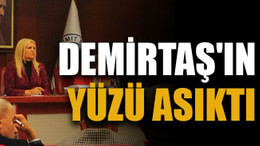 Demirtaş'ın yüzü asıktı