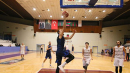 Kağıtspor galip döndü
