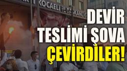 Devir teslimi şova çevirdiler!