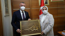 Büyükakın Ankara’ya KOMEK sepetiyle gitti