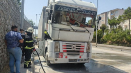 D130 Karayolu’nda korkutan tır yangını