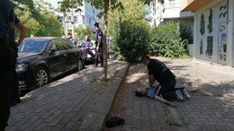2 komşusunu bıçaklayarak öldüren anne ve oğlu adliyeye sevk edildi