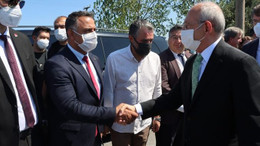 Büyük saygısızlık Genel Başkanı salkım saçak karşıladı!
