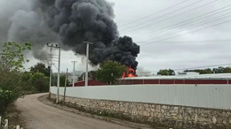 Raf fabrikasındaki yangın korkuttu