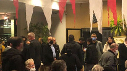 Tarhan konuştu salon boşaldı “Oy verdiğimize pişman etmeyin”