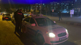 Trafiği tehlikeye düşüren alkollü sürücüye gözaltı