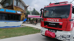 Harikalar sahilindeki kafede yangın çıktı!
