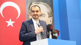 Güney: “Hesap veremediği için panolara sığınıyor”