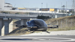 Uçan arabalar ilk kez havalandı!