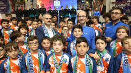 O spor kulübü için onur gecesi!