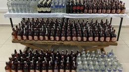425 şişe gümrük kaçağı alkol ele geçirildi