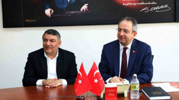 Belediye başkanından kaymakama fahri hemşehrilik beratı