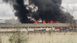 Kocaeli'de fabrika alevlere teslim oldu