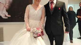 Merve ve Enis dünya evine girdi