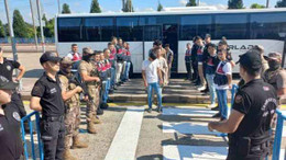 Yakalanan 138 düzensiz göçmen sınır dışı ediliyor