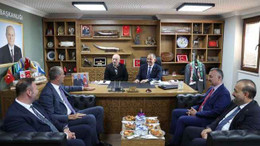 Bakan Özhaseki’den, MHP Kocaeli’ye ziyaret