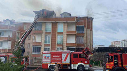 Dubleks daire alev alev yandı!