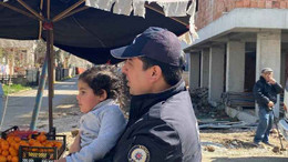 Bebek firarda...Emniyeti peşine taktı, pazarı karıştırdı