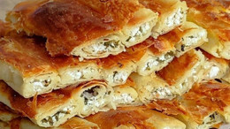 Tel tel dökülen börek pişirmenin sırrıymış! Hazır yufkayla yapılan lezzetli böreğin sırrı