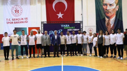 Açılış yapıldı, sporcular ve aileleri katıldı