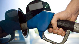 Akaryakıtta indirim beklentisi