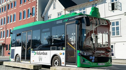 Türk mühendislerin geliştirdiği sürücüsüz otobüs ABD'de kullanıma sunuldu