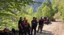32 yaşındaki adam intihar etti, cesedini uçurumdan çıkarmak saatler sürdü!