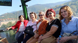 Kadın muhtarlar teleferik gezisinde!